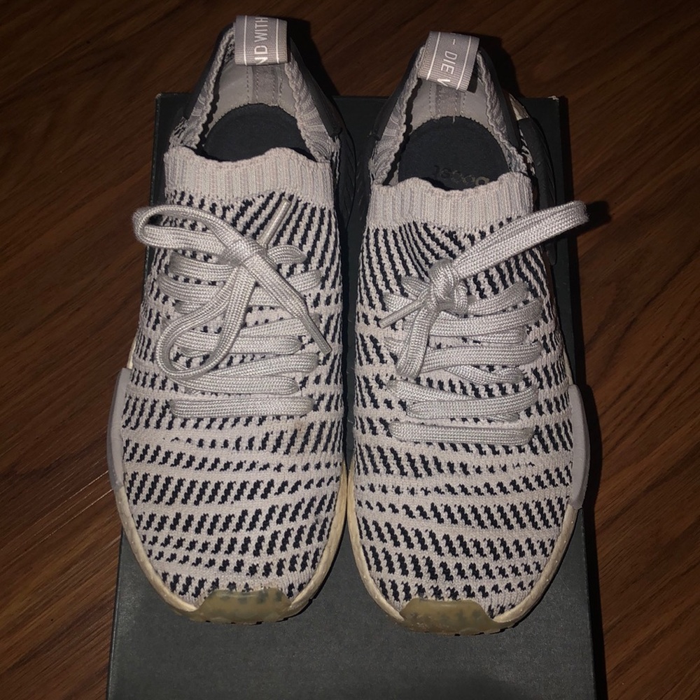 adidas NMD R1 - Picture 2 of 2